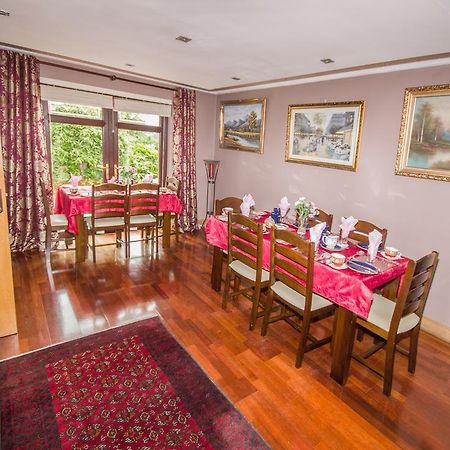 Oaklands Bed And Breakfast Letterkenny Exterior photo